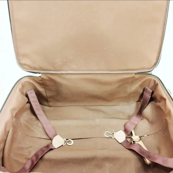 Louis Vuitton Pegase 55 Monogram - Picture 9 of 16